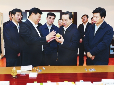 统一思想 坚定信心 强化举措 狠抓落实 精准发力