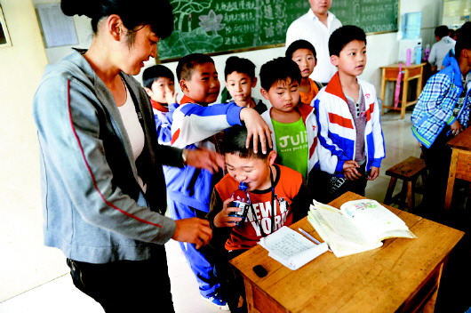 妈妈的笑容是我的拐杖