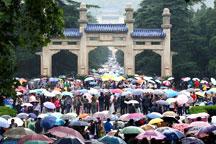 Tourism booms during National Day holiday 
