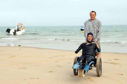 French amputee swims English Channel in 13 h