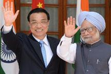 Li Keqiang meets Indian PM