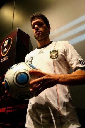 Michael&nbsp;Ballack&nbsp;models&nbsp;the&nbsp;strip&nbsp;for&nbsp;next&nbsp;year's&nbsp;football&nbsp;World&nbsp;Cup