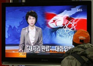 A&nbsp;South&nbsp;Korean&nbsp;man&nbsp;watches&nbsp;a&nbsp;TV&nbsp;news&nbsp;program&nbsp;about&nbsp;North&nbsp;Korea's&nbsp;latest&nbsp;claim&nbsp;on&nbsp;nuclear&nbsp;fuel&nbsp;reprocessing&nbsp;at&nbsp;the&nbsp;Seoul&nbsp;Railway&nbsp;Station&nbsp;in&nbsp;Seoul,&nbsp;South&nbsp;Korea,&nbsp;Tuesday,&nbsp;Nov.&nbsp;3,&nbsp;2009.&nbsp;North&nbsp;Korea&nbsp;said&nbsp;Tuesday&nbsp;it&nbsp;has&nbsp;reprocessed&nbsp;8,000&nbsp;spent&nbsp;nuclear&nbsp;fuel&nbsp;rods&nbsp;and&nbsp;extracted&nbsp;enough&nbsp;plutonium&nbsp;to&nbsp;bolster&nbsp;its&nbsp;atomic&nbsp;stockpile,&nbsp;raising&nbsp;the&nbsp;stakes&nbsp;in&nbsp;an&nbsp;apparent&nbsp;effort&nbsp;to&nbsp;push&nbsp;the&nbsp;U.S.&nbsp;into&nbsp;direct&nbsp;negotiations.&nbsp;The&nbsp;letters&nbsp;on&nbsp;the&nbsp;screen&nbsp;read&nbsp;'&nbsp;Completion&nbsp;of&nbsp;reprocessing&nbsp;nuclear&nbsp;fuel&nbsp;rods'.(AP&nbsp;Photo/Ahn&nbsp;Young-joon)&nbsp;
