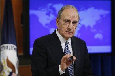 Special&nbsp;Envoy&nbsp;for&nbsp;Middle&nbsp;East&nbsp;Peace&nbsp;George&nbsp;Mitchell&nbsp;speaks&nbsp;about&nbsp;Israel's&nbsp;announcement&nbsp;of&nbsp;a&nbsp;10-month&nbsp;halt&nbsp;in&nbsp;construction&nbsp;in&nbsp;its&nbsp;West&nbsp;Bank&nbsp;settlements&nbsp;during&nbsp;a&nbsp;news&nbsp;conference&nbsp;at&nbsp;the&nbsp;State&nbsp;Department&nbsp;in&nbsp;Washington,&nbsp;Wednesday,&nbsp;Nov.&nbsp;25,&nbsp;2009.(AP&nbsp;Photo/Charles&nbsp;Dharapak)