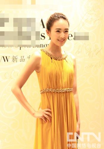 童瑶清爽淡妆