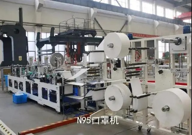 (Mask machine produced by China Shipping Group)