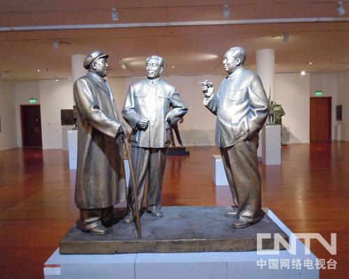 在庆祝建党九十周年,纪念辛亥革命一百周年之际,举办雕塑名家邀请展