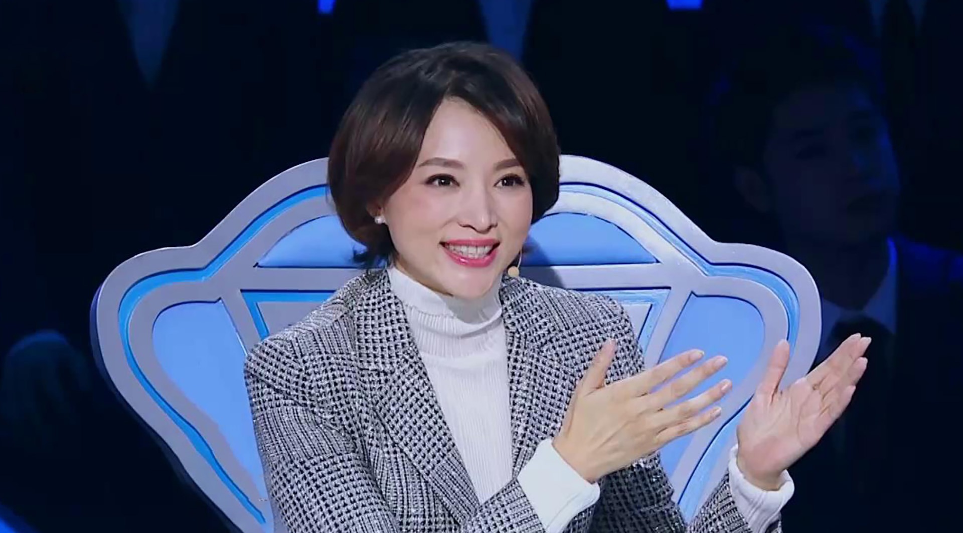 董卿 董卿：作为主持人必须要有这两样东西