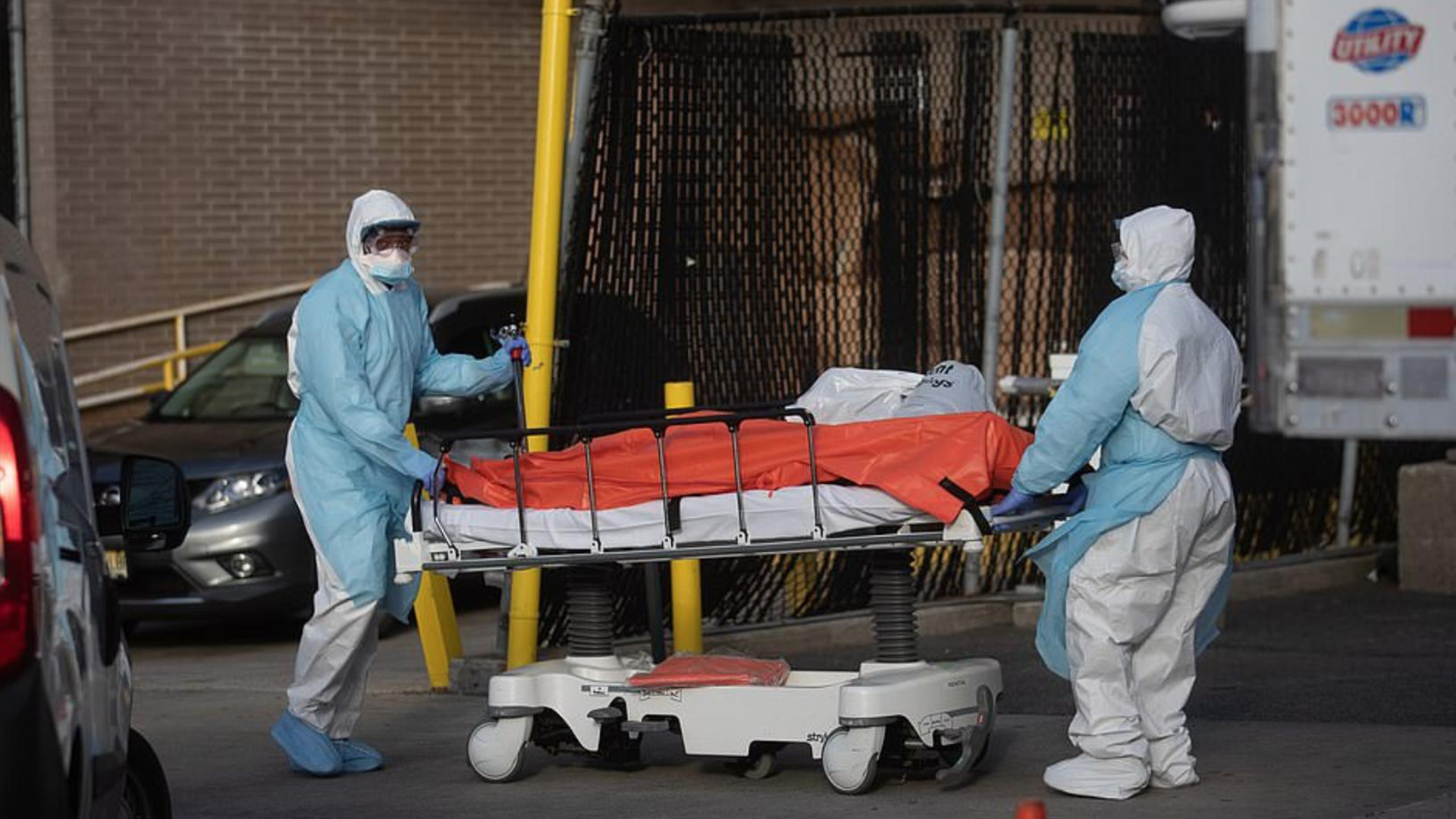 3358814人 2020成美国史上死亡人数最多一年