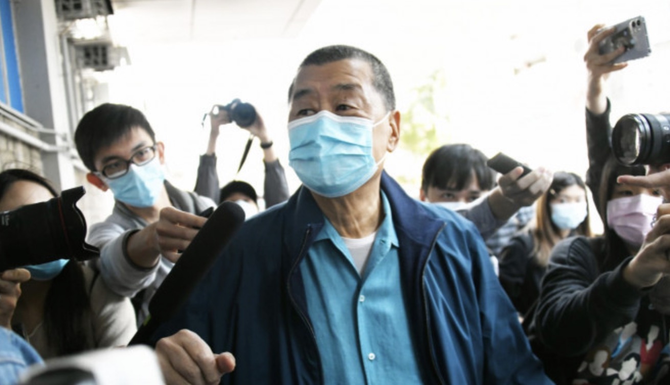 乱港分子”黎智英等10人被控诈骗罪3日早将于香港西九龙法院审讯