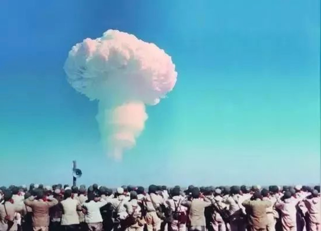百年瞬间丨中国第一颗氢弹爆炸试验成功