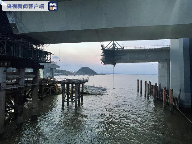直击救援现场珠海金海大桥垮塌事故已发现2名遇难者67
