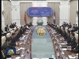 温家宝同柬埔寨首相举行会谈