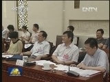 十二届全国人大常委会第四次会议举行分组审议 张德江参加审议