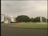 习近平出席印度尼西亚总统举行的欢迎仪式