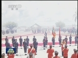 习近平出席马尔代夫总统举行的欢迎仪式