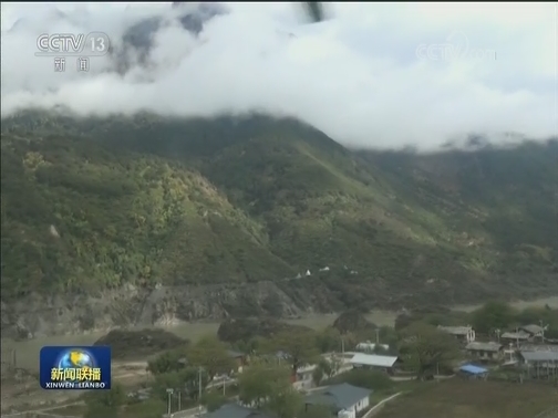 雅鲁藏布江堰塞湖自然过流 洪水威胁解除