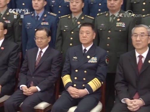 汪洋慰问广西军区和驻桂部队官兵代表、武警广西总队官兵代表并会见政法系统代表