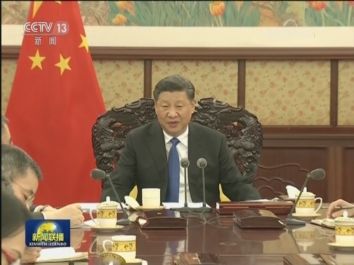 习近平会见来京述职的崔世安