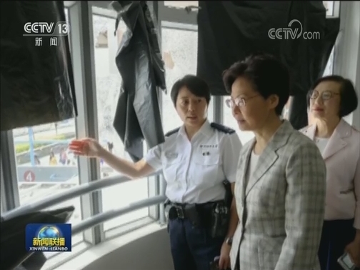林郑月娥视察香港公众街市和警署