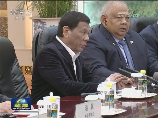 李克强会见菲律宾总统