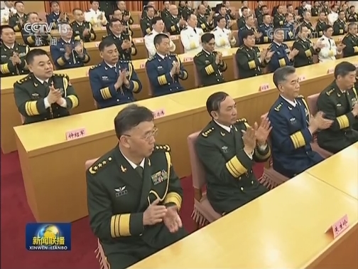 中央军委举行晋升上将军衔仪式 习近平颁发命令状并向晋衔的军官表示祝贺