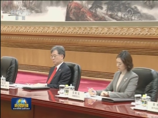习近平会见韩国总统