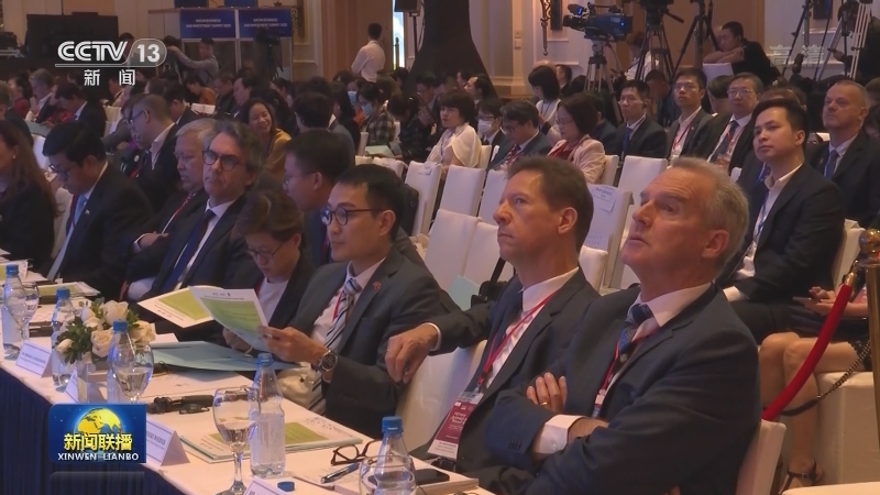 李克强出席东盟商务与投资峰会并致辞