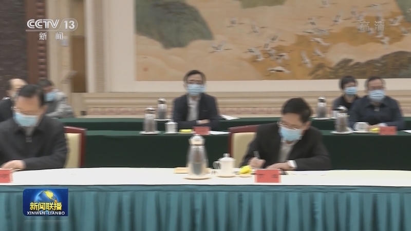 尤权受中共中央委托 向党外人士通报中央经济工作会议精神