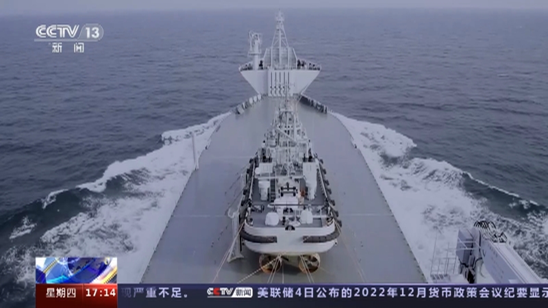 [新闻直播间]海军 机动千余海里 检验半潜船投送保障能力
