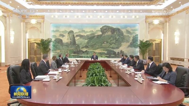 习近平会见美国总统国家安全事务助理