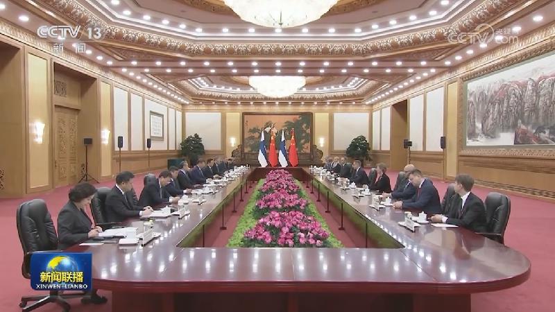 习近平同芬兰总统会谈