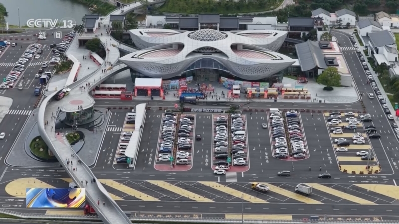 《午夜新闻》 20251129