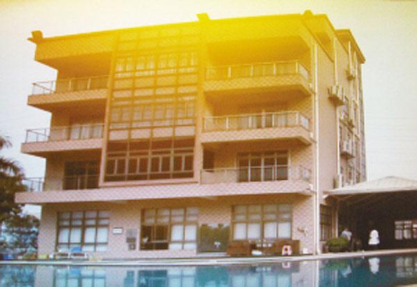 深圳沙井黑老大巨额财产被查被捕前烧大批现金