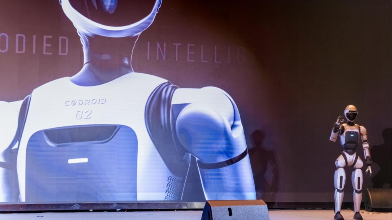 向“质”攀升，南京机器人解锁“智造”新图景