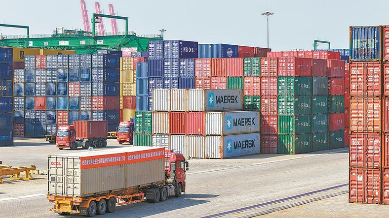 江阴港区海铁联运“港站一体化”直卸量破万箱