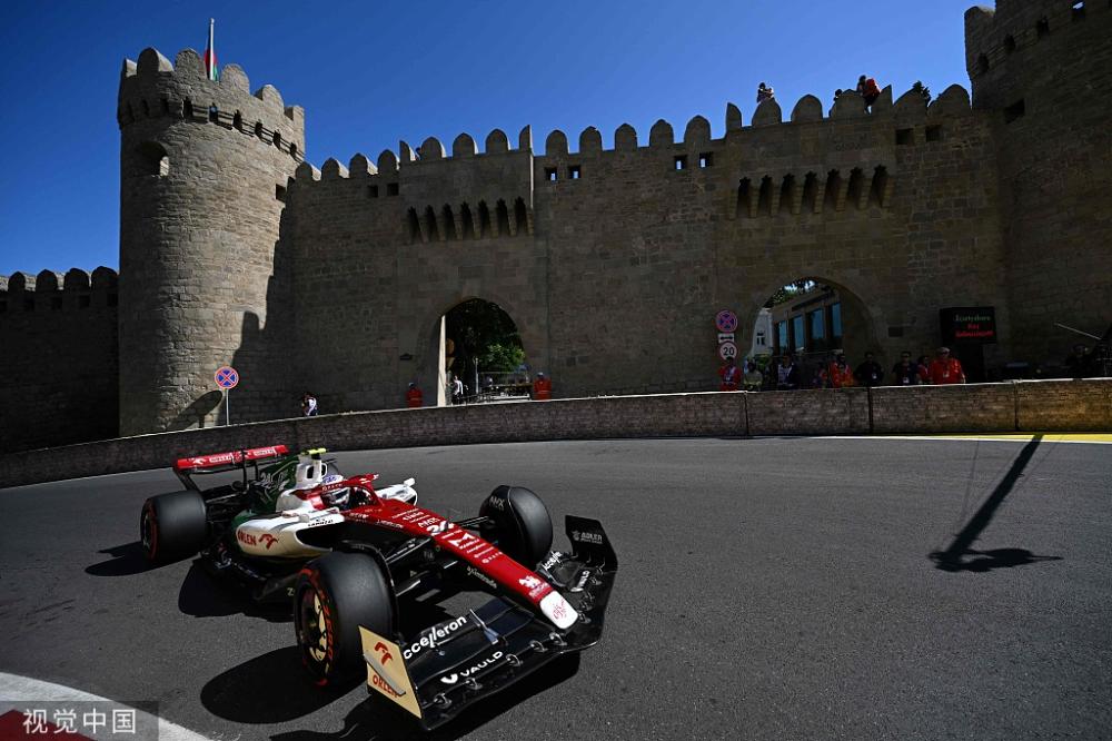 图f1阿塞拜疆站二练勒克莱尔排第1周冠宇第16