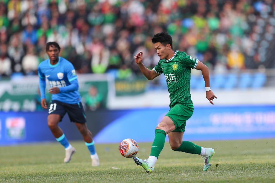 张玉宁进球杨立瑜破门 北京国安两球完胜