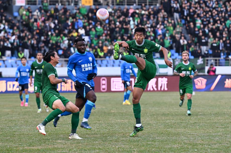 张玉宁进球杨立瑜破门 北京国安两球完胜