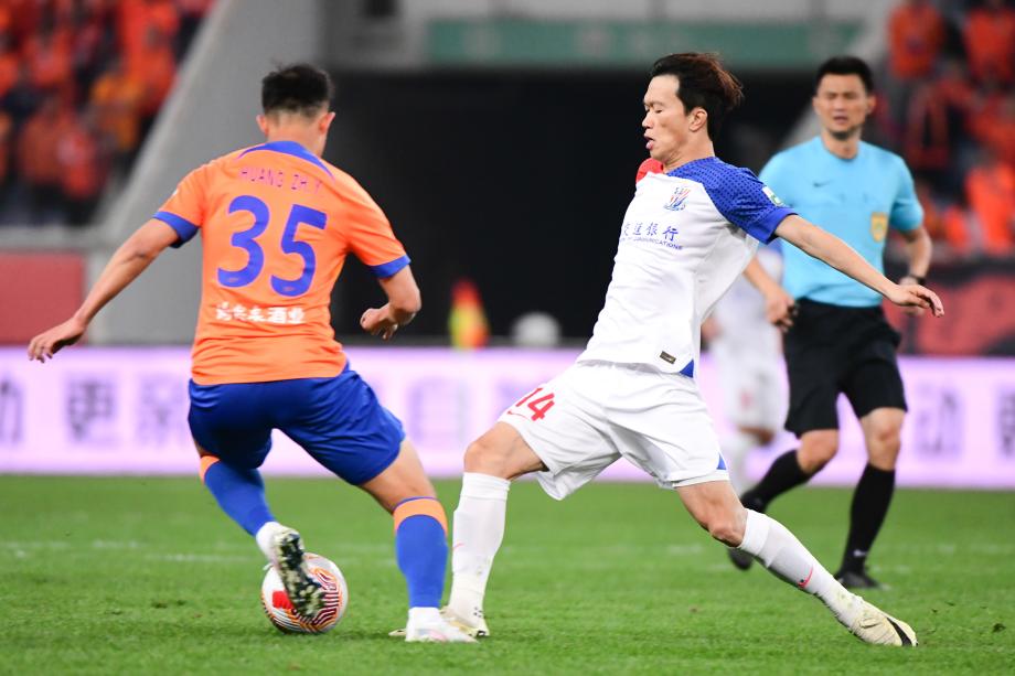 中超-特谢拉双响徐皓阳世界波 申花3-0力克泰山