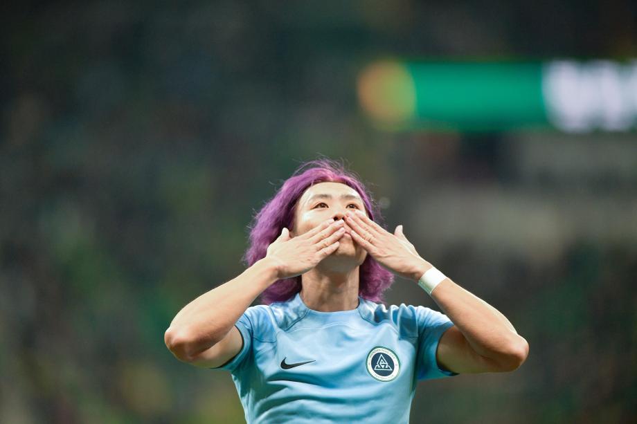 中超-爆冷！国安主场1-2不敌新鹏城遭赛季首败