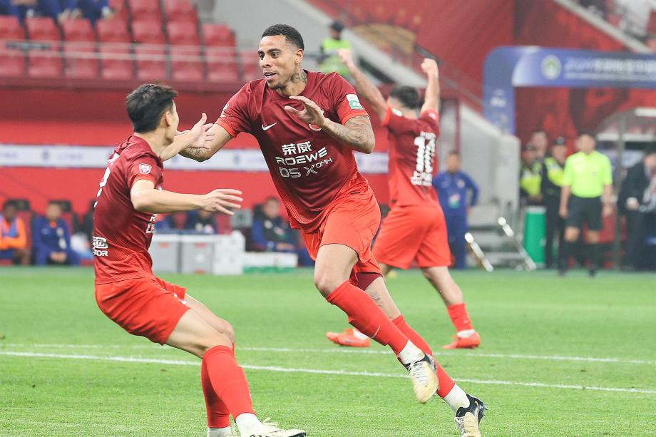 中超-武磊梅开二度 上海海港4-3逆转山东泰山