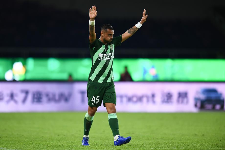 奥乌苏两球莱昂纳多破门 浙江主场险胜天津