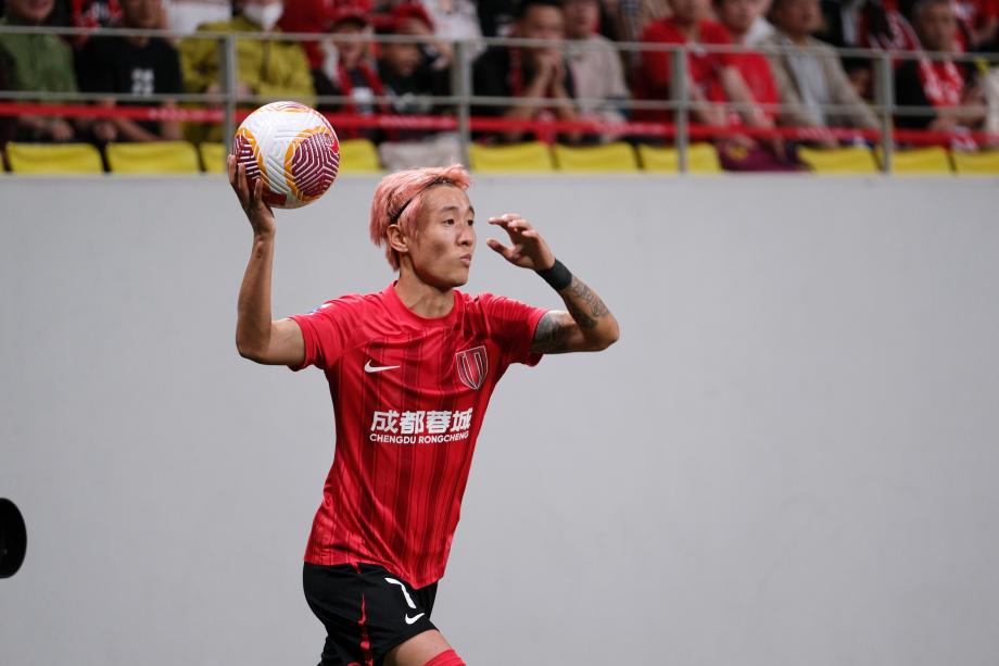 费利佩帽子戏法 成都蓉城3-1深圳新鹏城