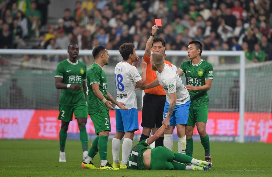 恩加德乌破门李可凌空斩 国安4-1战胜西海岸