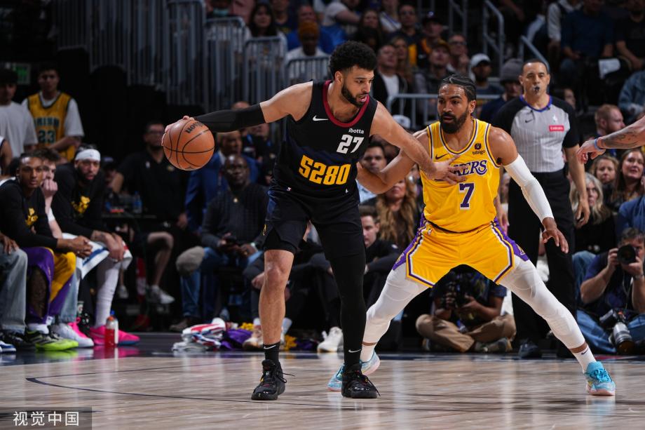 被压哨绝杀！湖人遭20分大逆转再负掘金