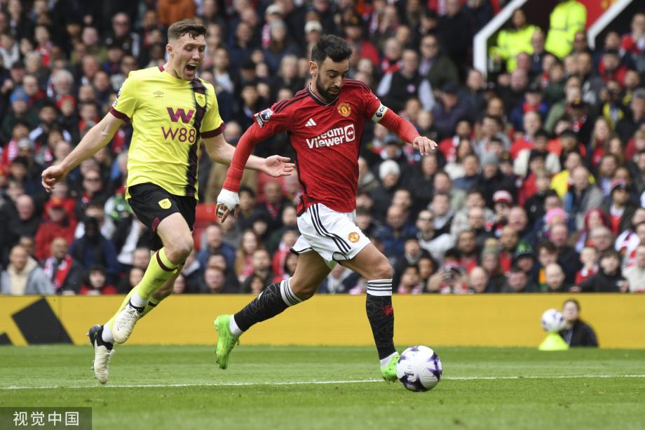 安东尼联赛首球奥纳纳送点 曼联1-1平伯恩利