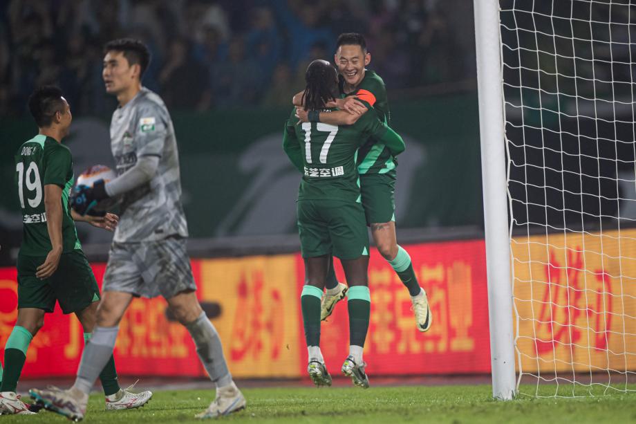 中超-程进传射顾斌世界波 浙江4-1大胜河南