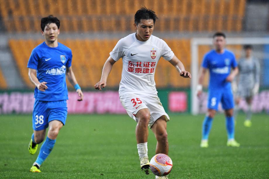 谭龙双响 长春亚泰3-2南通支云终结7轮不胜