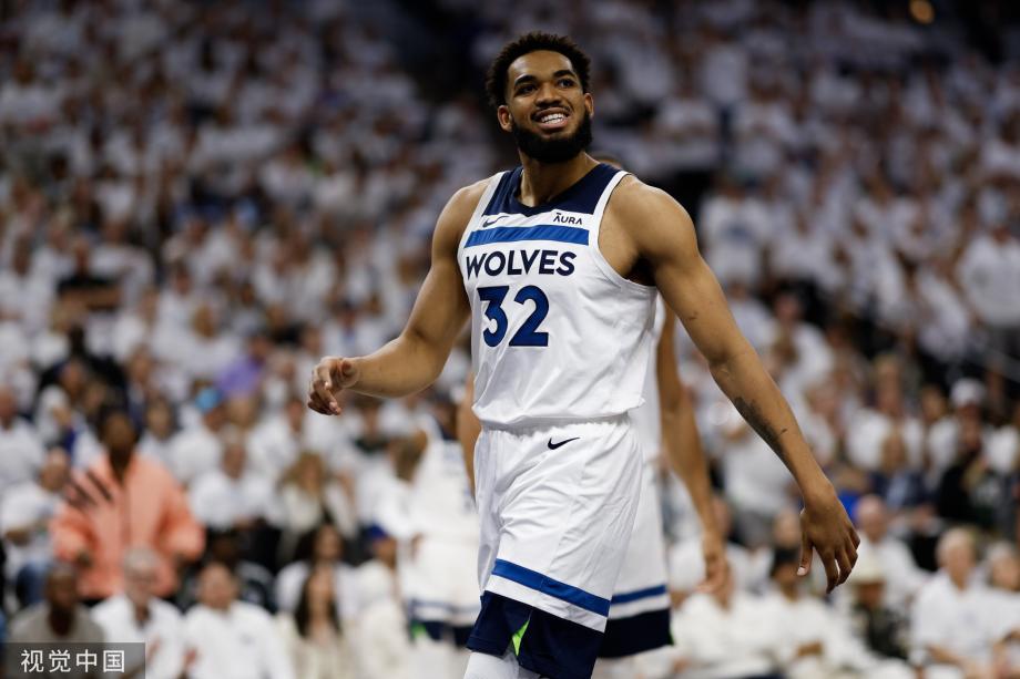 约基奇35+7+7爱德华兹44分 掘金力克森林狼2-2